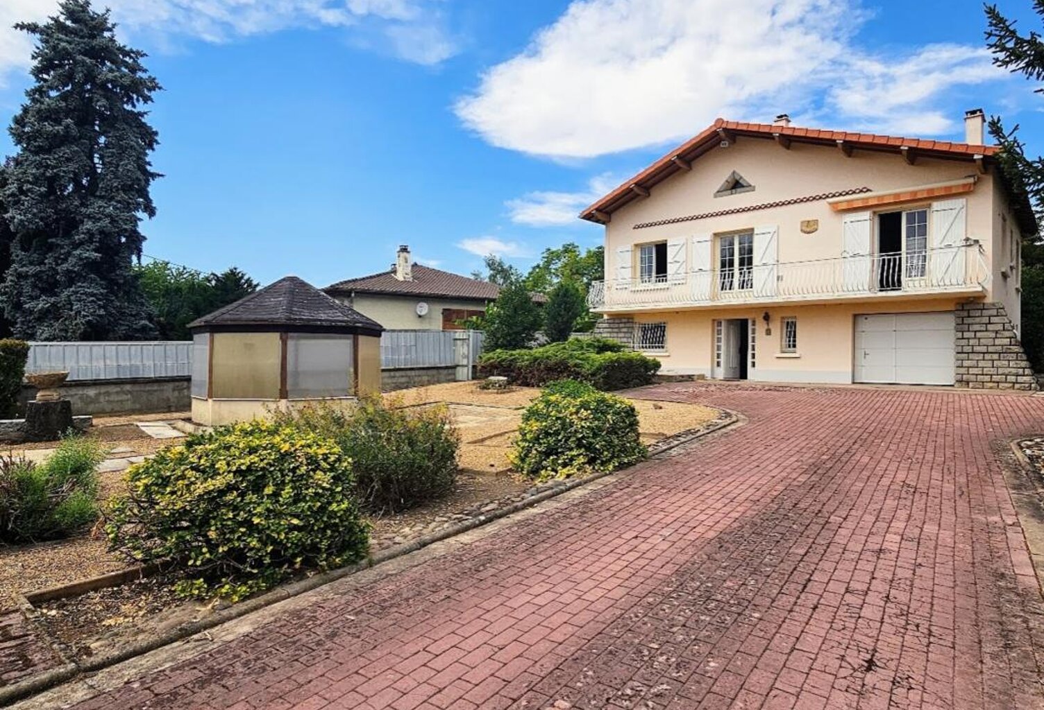 Maison 160 m² hab - 5 pièces - Grand sous sol - Terrain - Vertaizon 63 — photo 1
