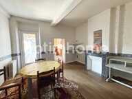Grande maison familiale avec 3 logements indépendants pour investissement locatif dans le 65 - Immeuble de caractère XIXᵉ : — photo 4