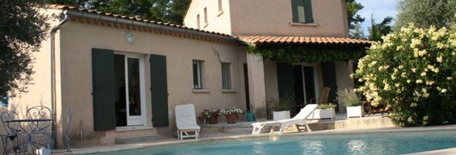 Maison 4 Pièces 92 m² à louer à Saint-Pierre-de-Vassols (84330)