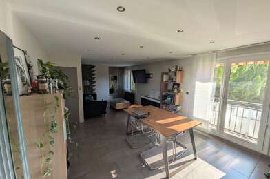 Appartement 3 pièces 815 €