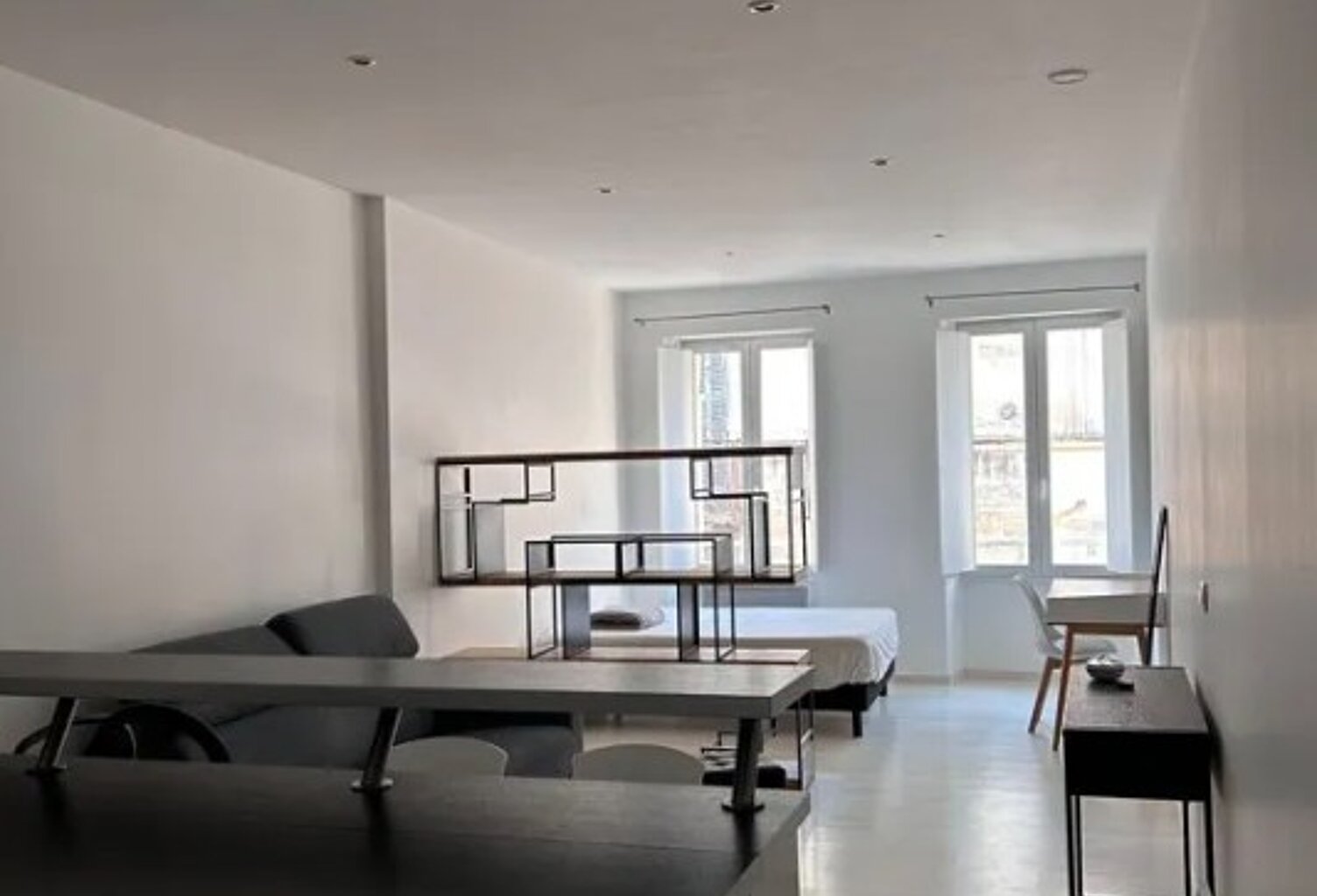 T1 — photo 1