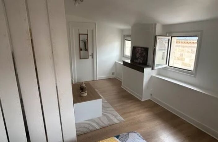 T1 — photo 2