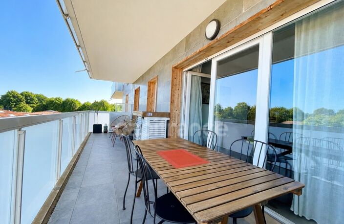 T4 de standing avec terrasse, double stationnement et prestations de qualité- ANGLET (64) — photo 2
