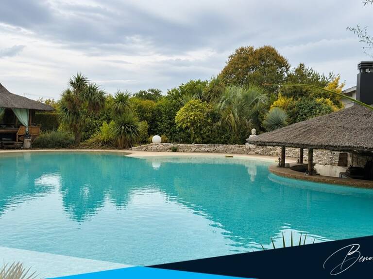 Villa T6 de 154m² de plain pied sur terrain de 2540m² — photo 1