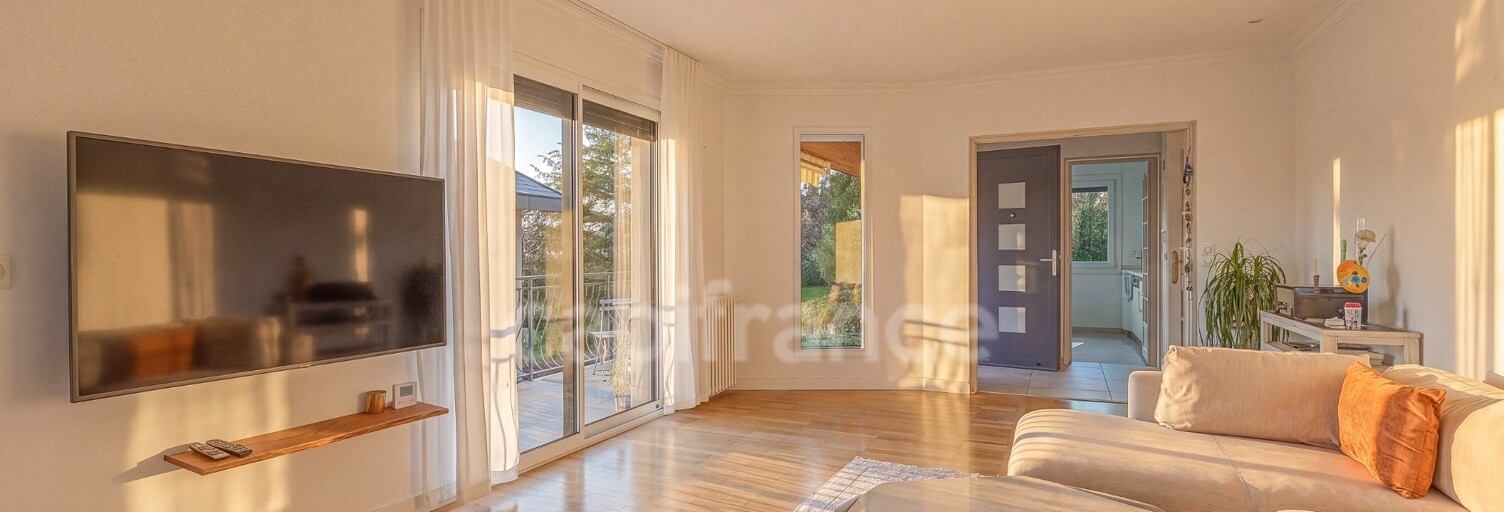 Maison 6 Pièces 154 m² à vendre à Gex (01170)