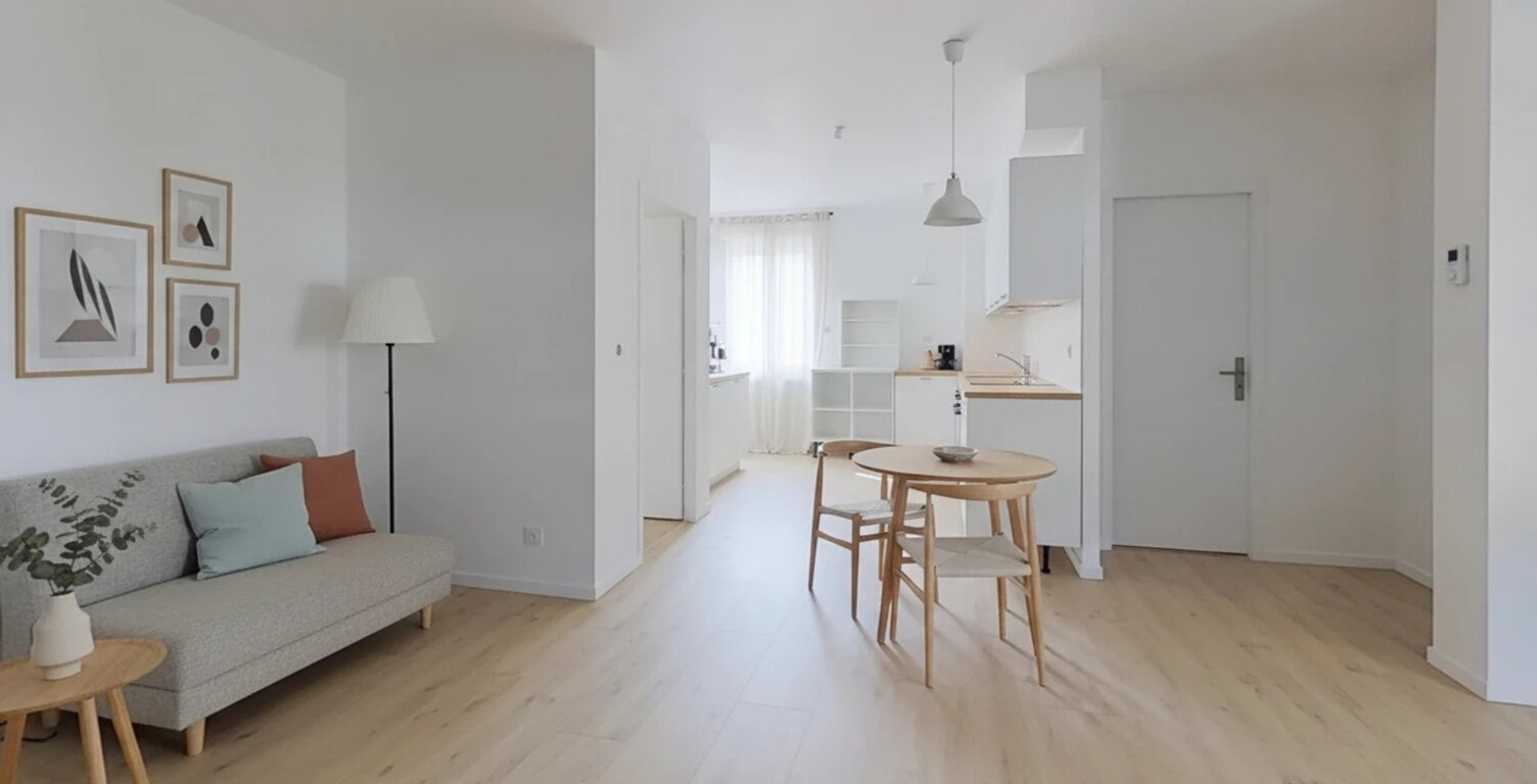 HYPER CENTRE AGEN – Appartement 115 m² entièrement rénové – 3 chambres – Petite copropriété — photo 1