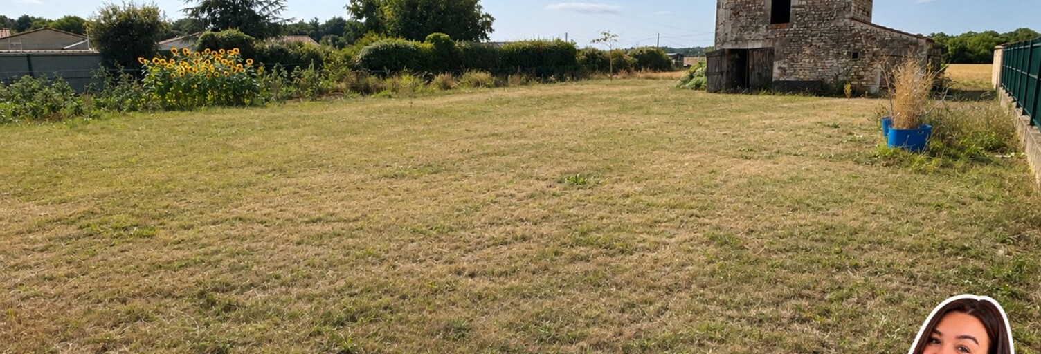 Terrain  950 m² à vendre à Saint-Porchaire (17250)