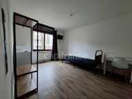 Chambre 19 m² avec salle d'eau et WC privatifs – Colocation meublée – 460 € CC – Roubaix — photo 2