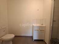 Chambre 19 m² avec salle d'eau et WC privatifs – Colocation meublée – 460 € CC – Roubaix — photo 4