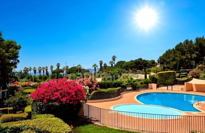 APPARTEMENT T2 + PARKING + PISCINE à vendre SIX-FOURS-LES-PLAGES (83) — photo 2