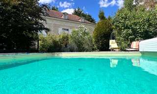 Maison 8 Pièces 260 m² à vendre à Senillé-Saint-Sauveur (86100)