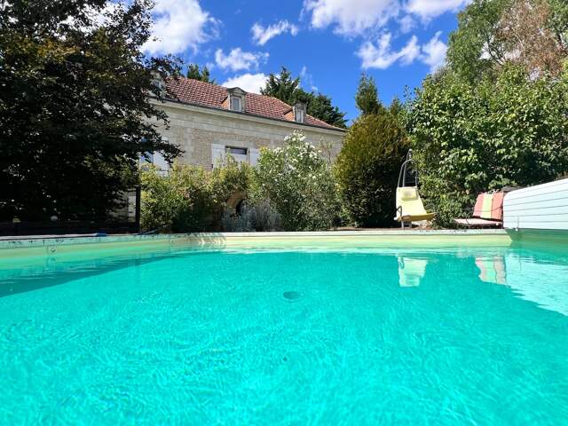 Maison de caractére + maison indépendante louée-  8 min de Châtellerault — photo du bien