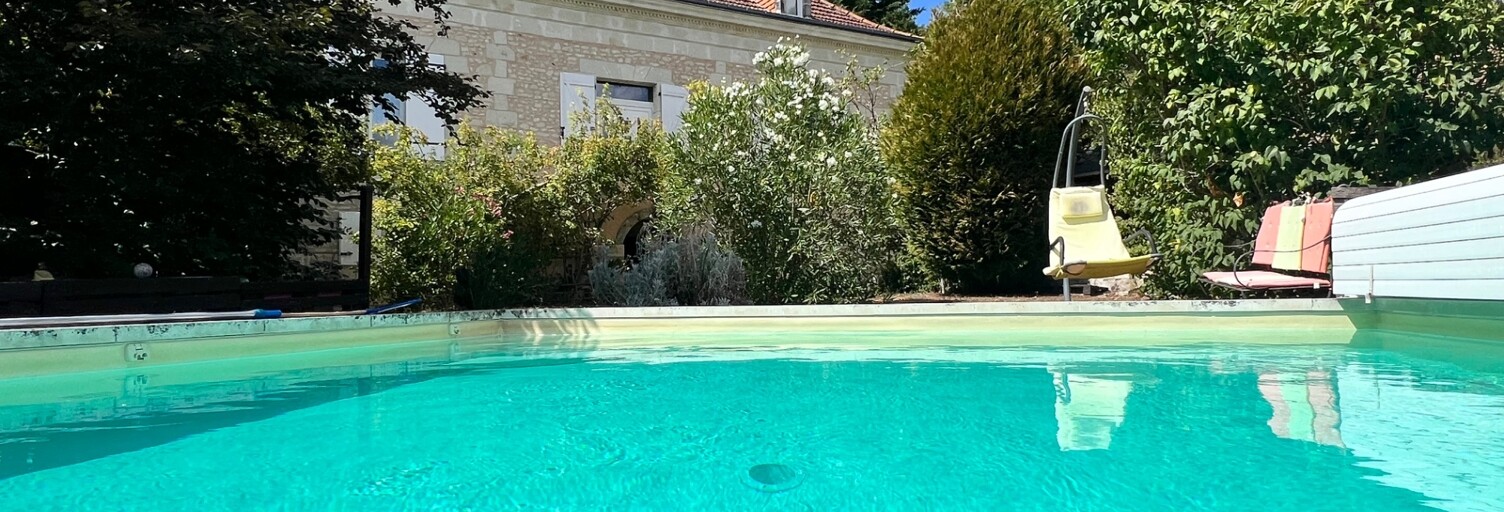 Maison 8 Pièces 260 m² à vendre à Senillé-Saint-Sauveur (86100)