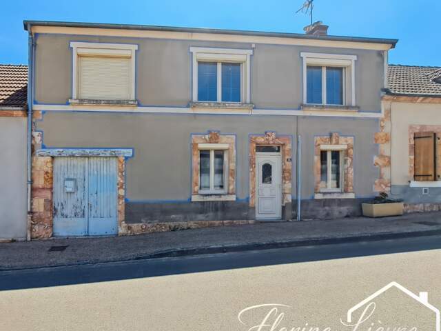 Maison à vendre 4 pièces SAULZAIS LE POTIER (18) — photo du bien