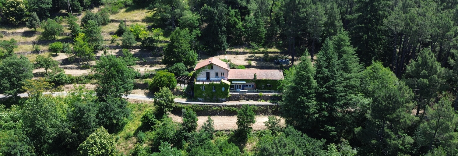 Maison 9 Pièces 176 m² à vendre à Saint-Sauveur-de-Montagut (07190)