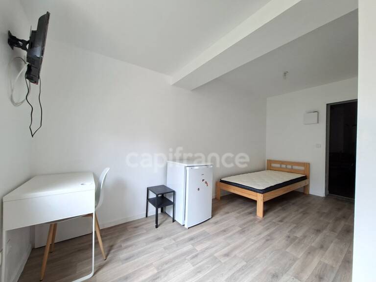 Chambre 14 m² avec salle d'eau et WC privatifs – Colocation meublée – 420 € CC – Roubaix — photo 1