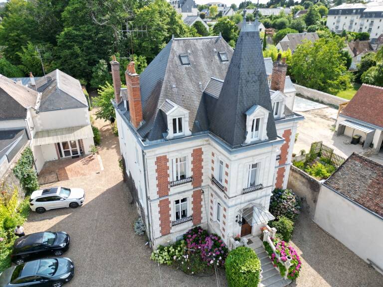 Propriete à vendre 32 pièces AMBOISE (37) — photo 1