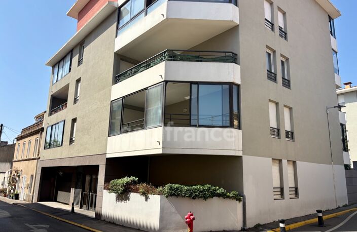 EXCLUSIVITE - LA CIOTAT - APPARTEMENT T2 TERRASSE GARAGE — photo 5