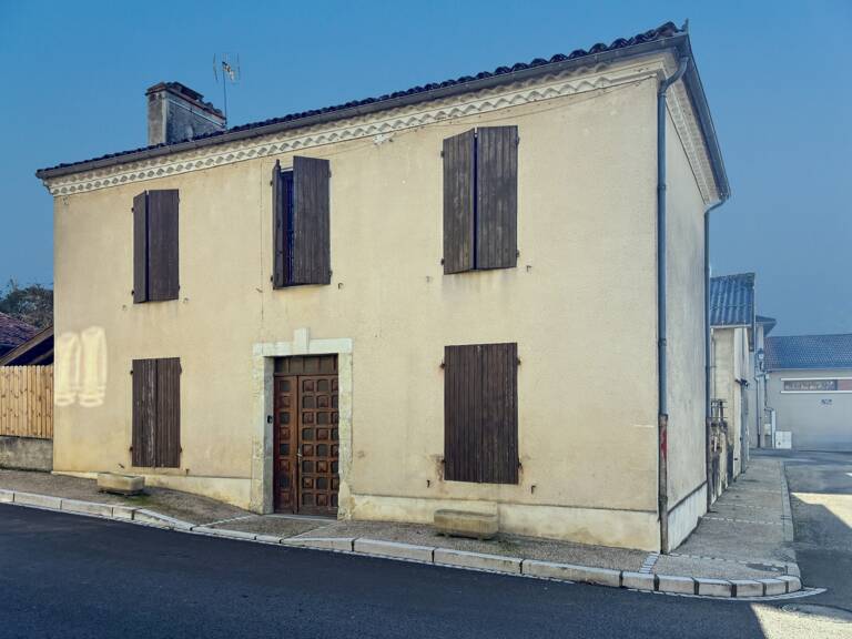 Maison 3 pièces 76m² Courrensan — photo 1