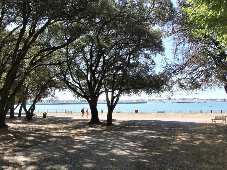 Appartement à vendre 2 pièces LA ROCHELLE (17) — photo 1