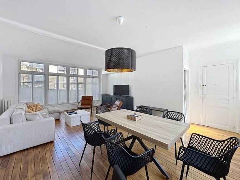 Appartement À Vendre — photo 1