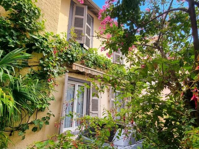 Maison À Vendre — photo du bien