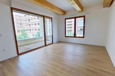 Appartement 4 pièces 1868 €