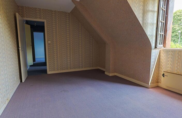 Maison - 107 m² - Isigny-le-Buat (50) — photo 3