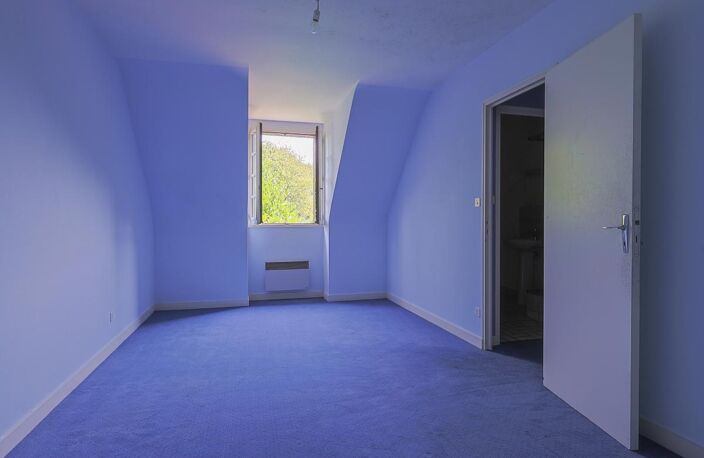 Maison - 107 m² - Isigny-le-Buat (50) — photo 4