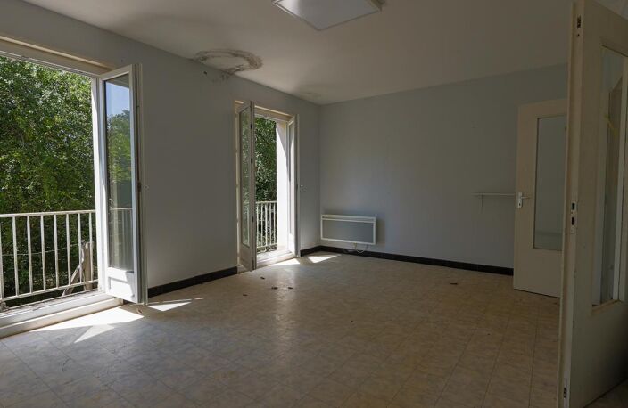 Maison - 142 m² - Isigny-le-Buat (50) — photo 2