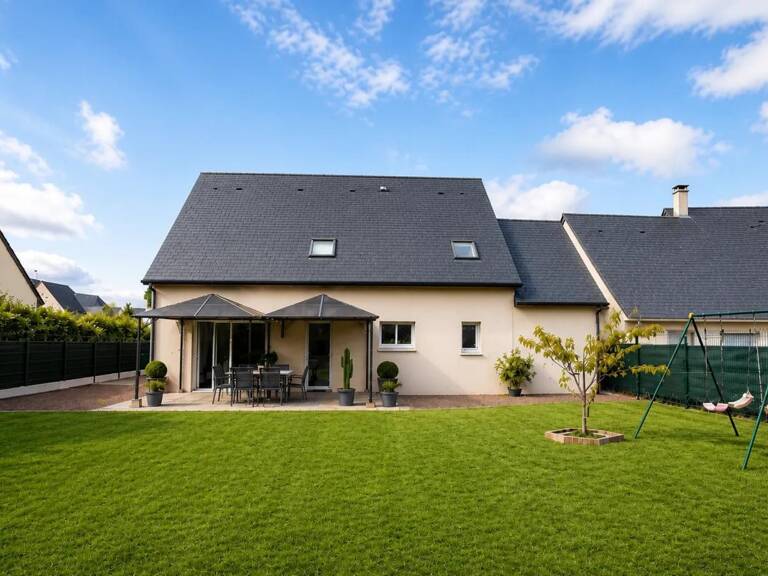 Une maison familiale avec jardin - 122 m² - Monnaie — photo 1