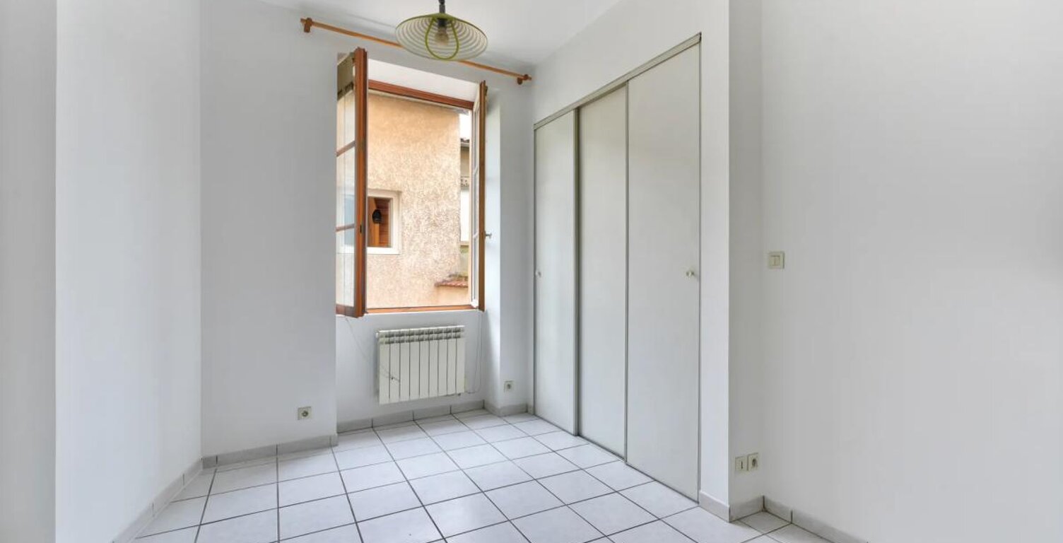 Studio de 1 pièce de 24 m² situé à Lyon — photo 1