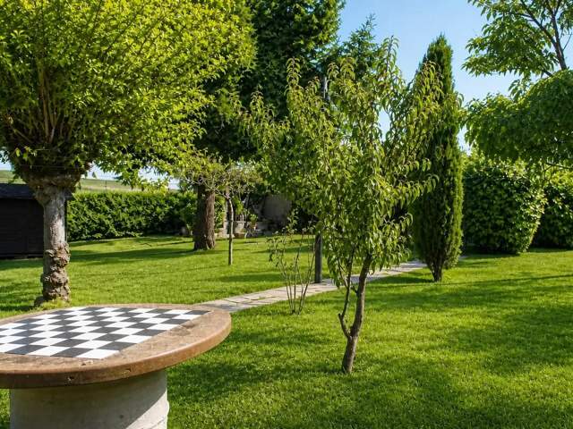 Maison de 7 pièces de 165 m²  + une véranda de 25 m² situé à Vermenton — photo du bien