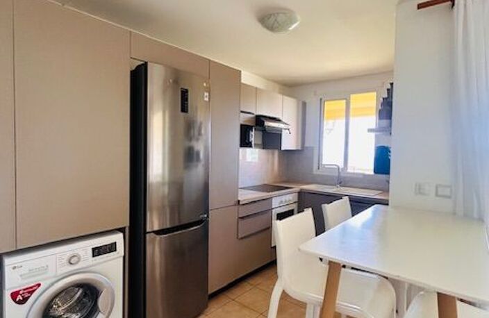 Appartement À Louer — photo 2
