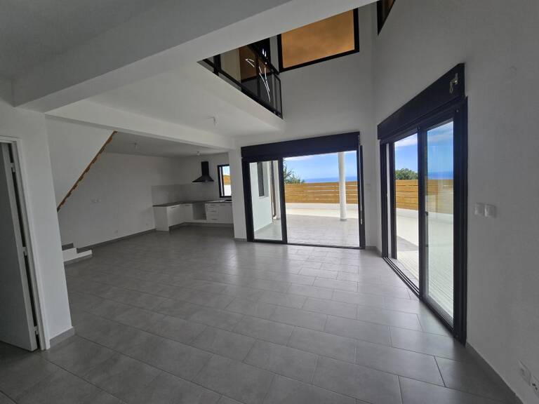 VILLA T4 VUE MER - SAINTE CLOTILDE — photo 1
