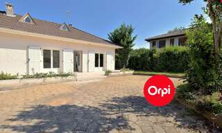 Maison 4 Pièces 123 m² à louer à Saint-Pierre-de-Chandieu (69780)