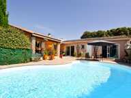 Uzès: Maison 5 ch avec piscine — photo 2
