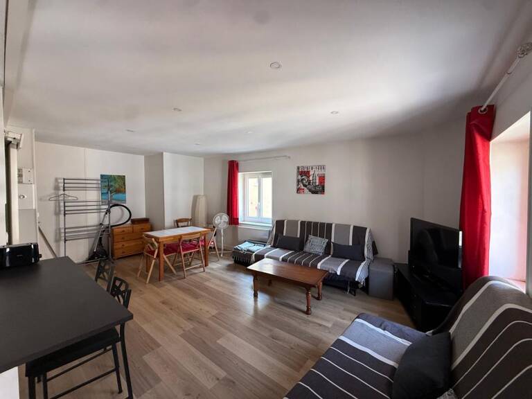 Appartement rénové centre de l'Arbresle — photo 1