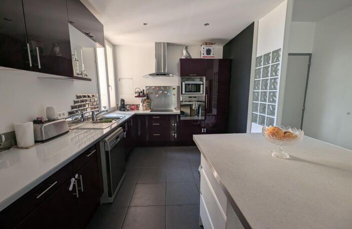 Appartement À Vendre — photo 2