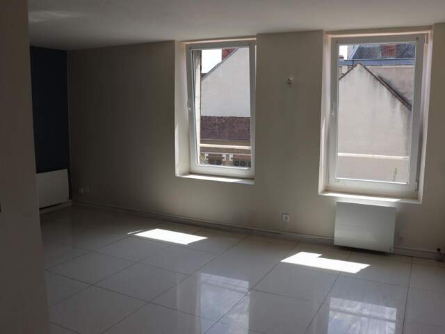 Appartement À Louer — photo du bien