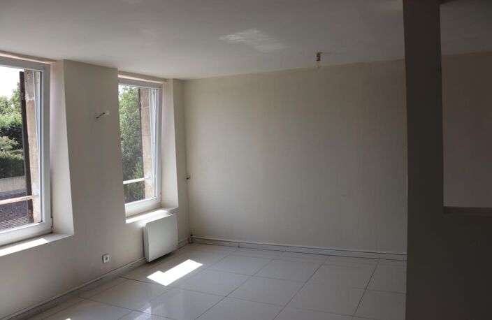 Appartement À Louer — photo 3