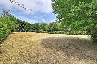 Terrain  636000 €