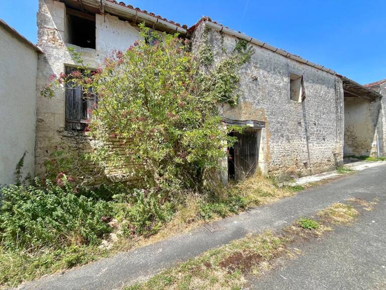 Maison 88 m² - ST SAVINIEN — photo 1