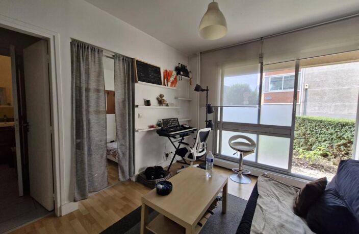 Appartement Reims 1 pièce(s) 27 m2 — photo 2