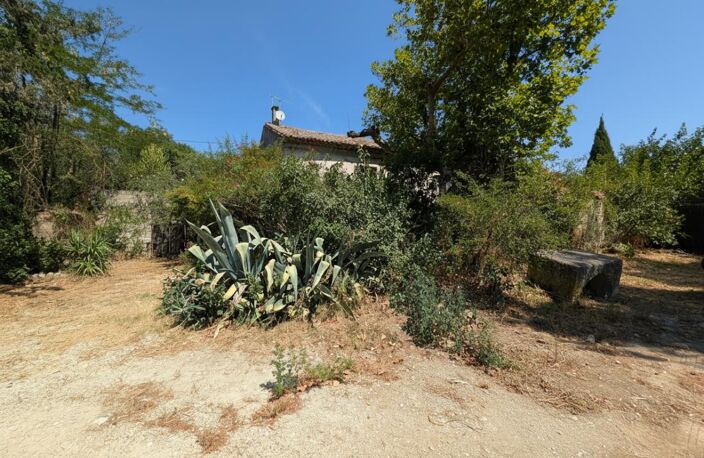Mas 200 m²  à rénover sur terrain arboré de 2000 m² — photo 2
