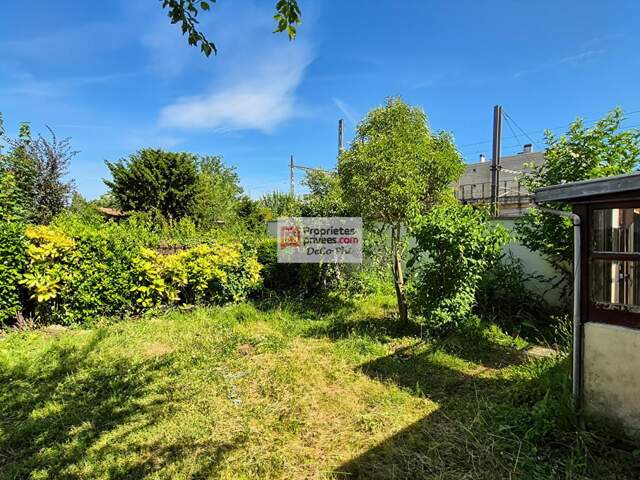 Maison  47 m2  +  terrain constructible 295m2  jardin  Viroflay — photo du bien