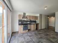 En RDC d'une résidence prisée, BEL APPARTEMENT T3 DE 67 M²  avec jardin, place de parking, terrasse et possibilité de garage en sus — photo 4