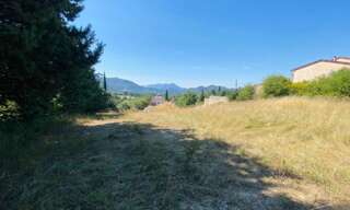 Terrain  1185 m² à vendre à Le Brusquet (04420)