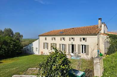 Maison 6 pièces 641700 €