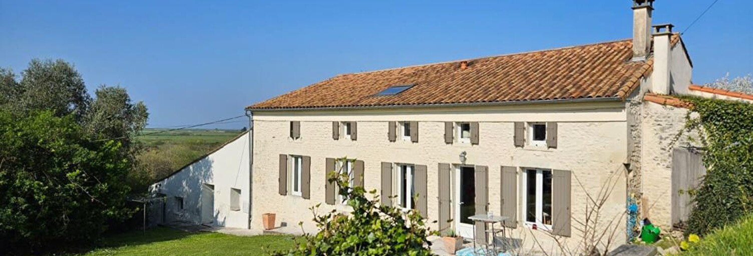 Maison 6 Pièces 310 m² à vendre à Saint-Dizant-du-Gua (17240)